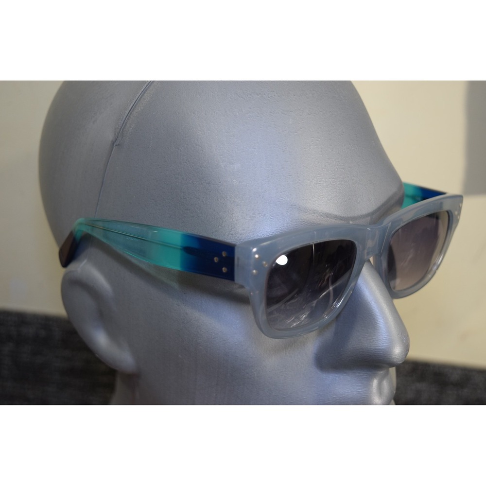 BCBG MAX AZRIA Ocean Blue Green Clear Sunglasses B956 Light Smoke Tint 52 20 145